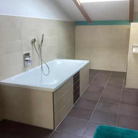 Apartament Gubernath